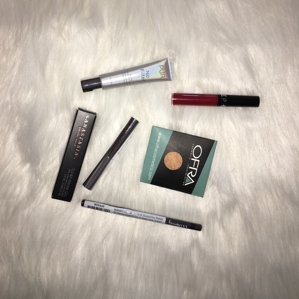Mini make up bundle